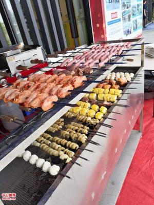 专业户外烧烤活动策划 从BBQ、烤全羊到沙滩派对的完美体验